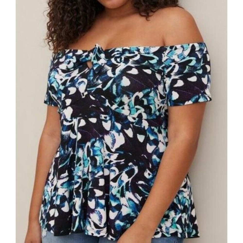 TORRID 5 X SUPER SOFT BLUE BLACK FLORAL TIE FRONT OFF SHOULDER BABYDOLL TOP NEW